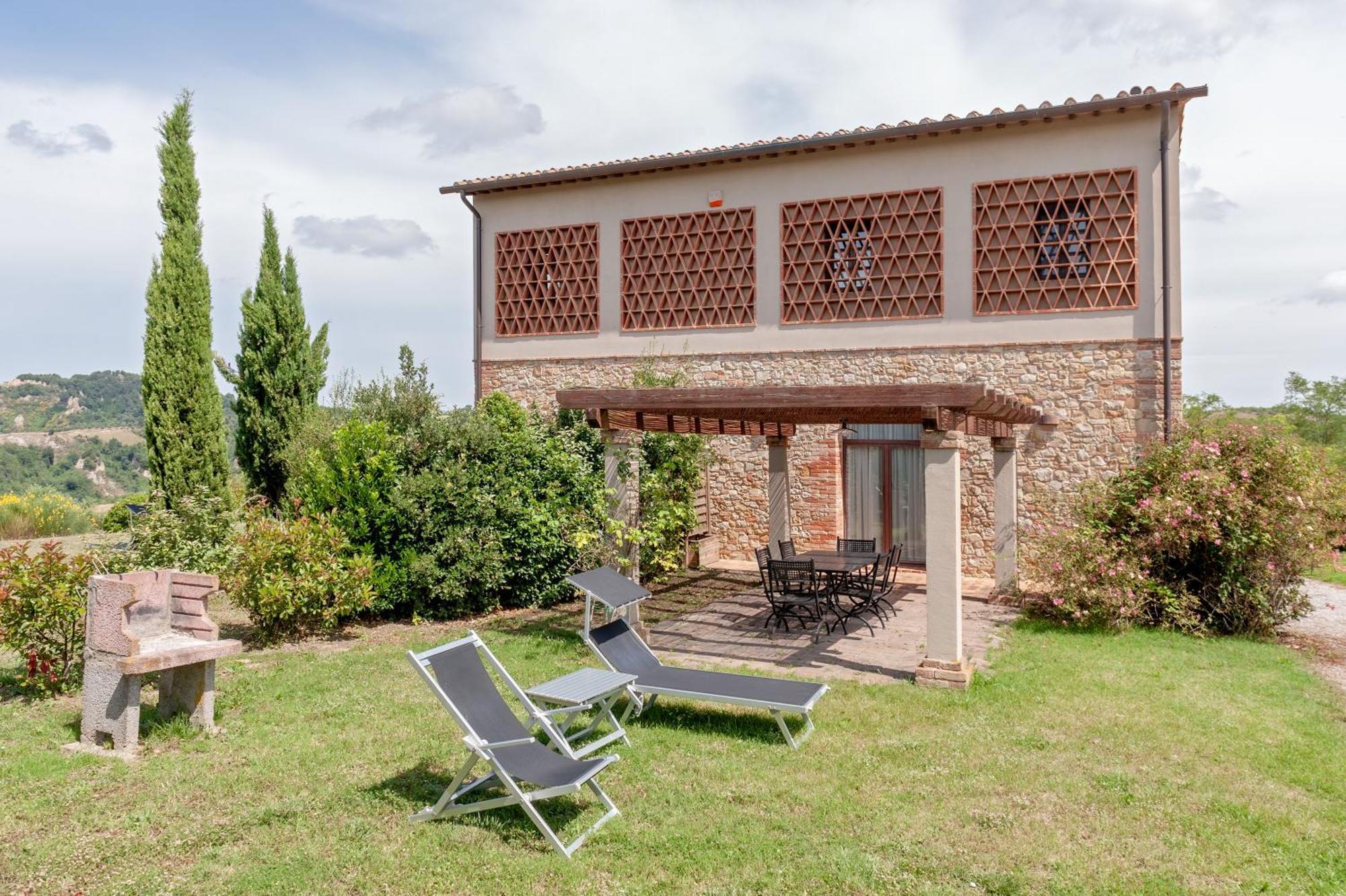 Il Borgo Delle Ville Palaia Exterior photo