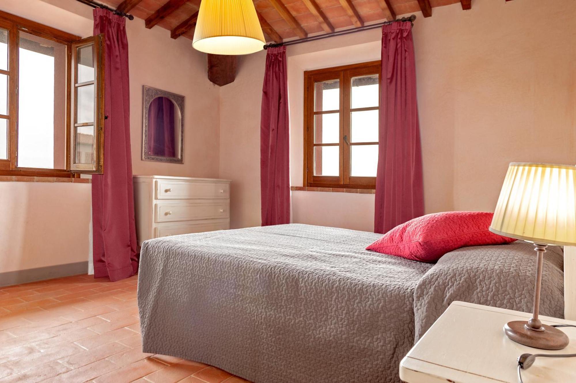 Il Borgo Delle Ville Palaia Exterior photo